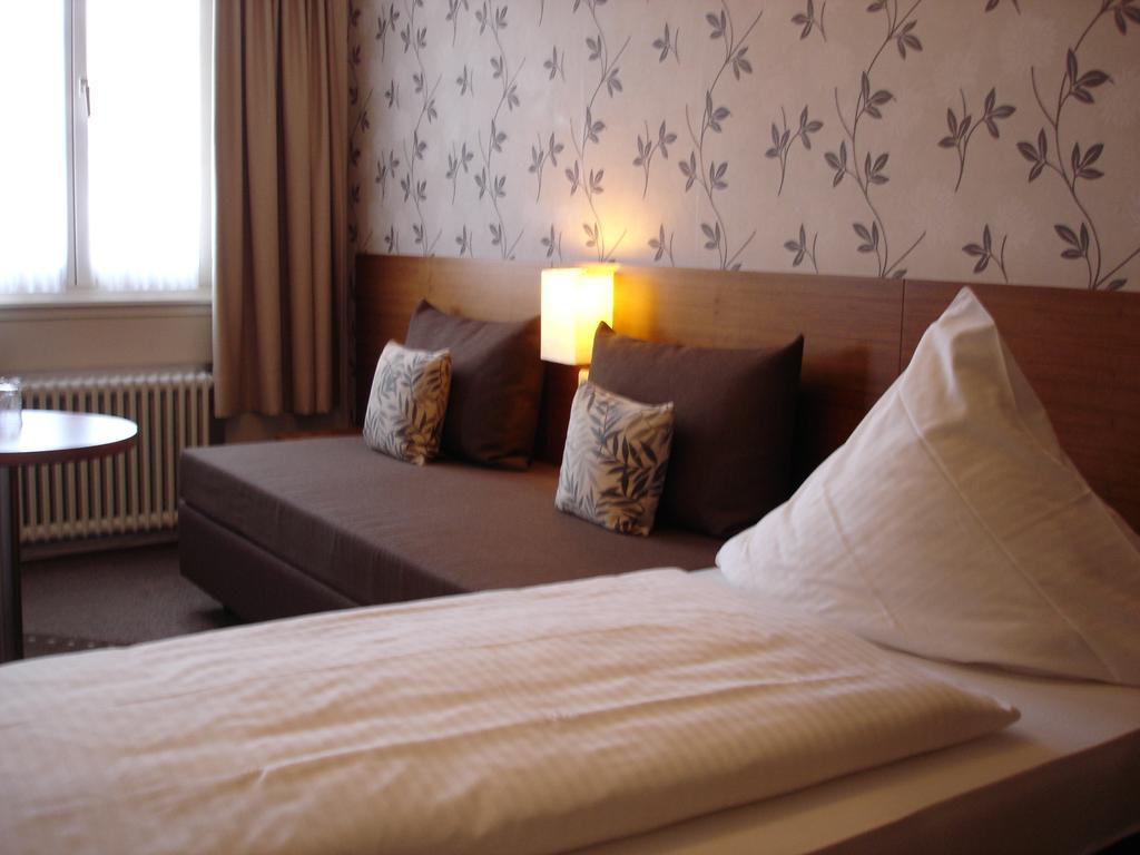 Rhein-Hotel Andernach Esterno foto