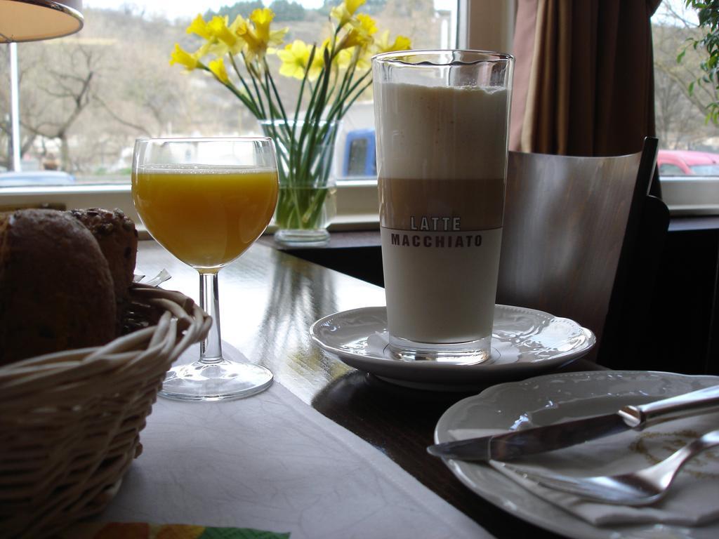 Rhein-Hotel Andernach Esterno foto