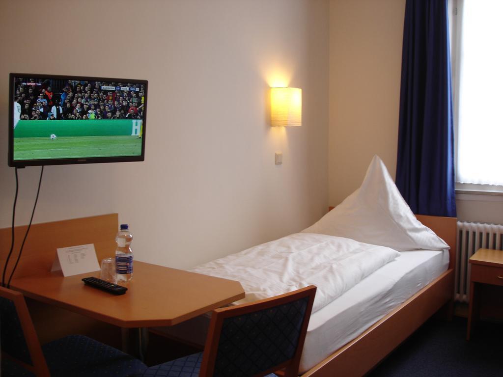 Rhein-Hotel Andernach Esterno foto