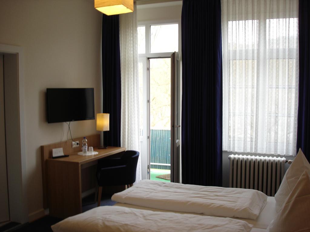 Rhein-Hotel Andernach Esterno foto
